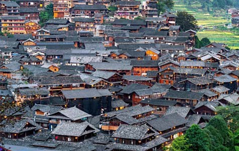 黔西南6种常见的外墙仿石漆施工工艺！